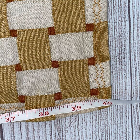 Vintage basket weave table runner 40”x14” - Picture 6 of 8
